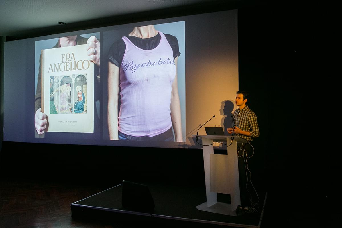 Creative & Technical Director Cyril Tsiboulski presents Queerskins: a love story to the Geneva International Festival audience and jury.